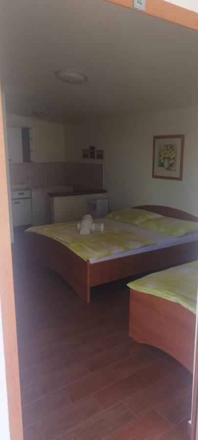 Apartmani Am Krk Town Exterior photo