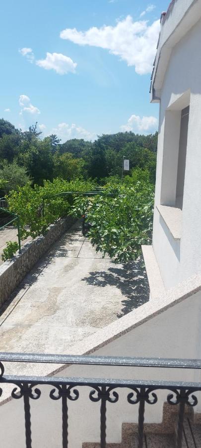 Apartmani Am Krk Town Exterior photo