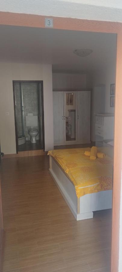 Apartmani Am Krk Town Exterior photo